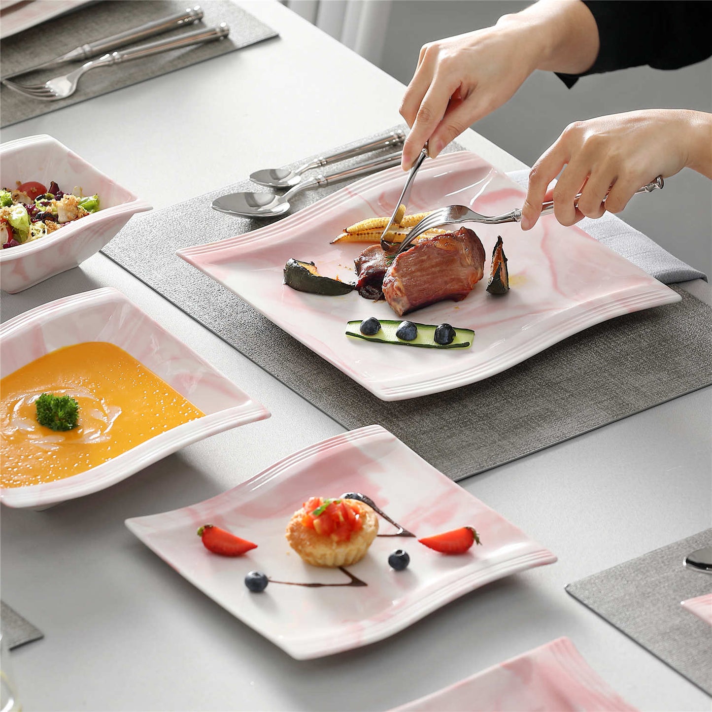 Elite Flora Marble 26 Piece Dinnerware Set