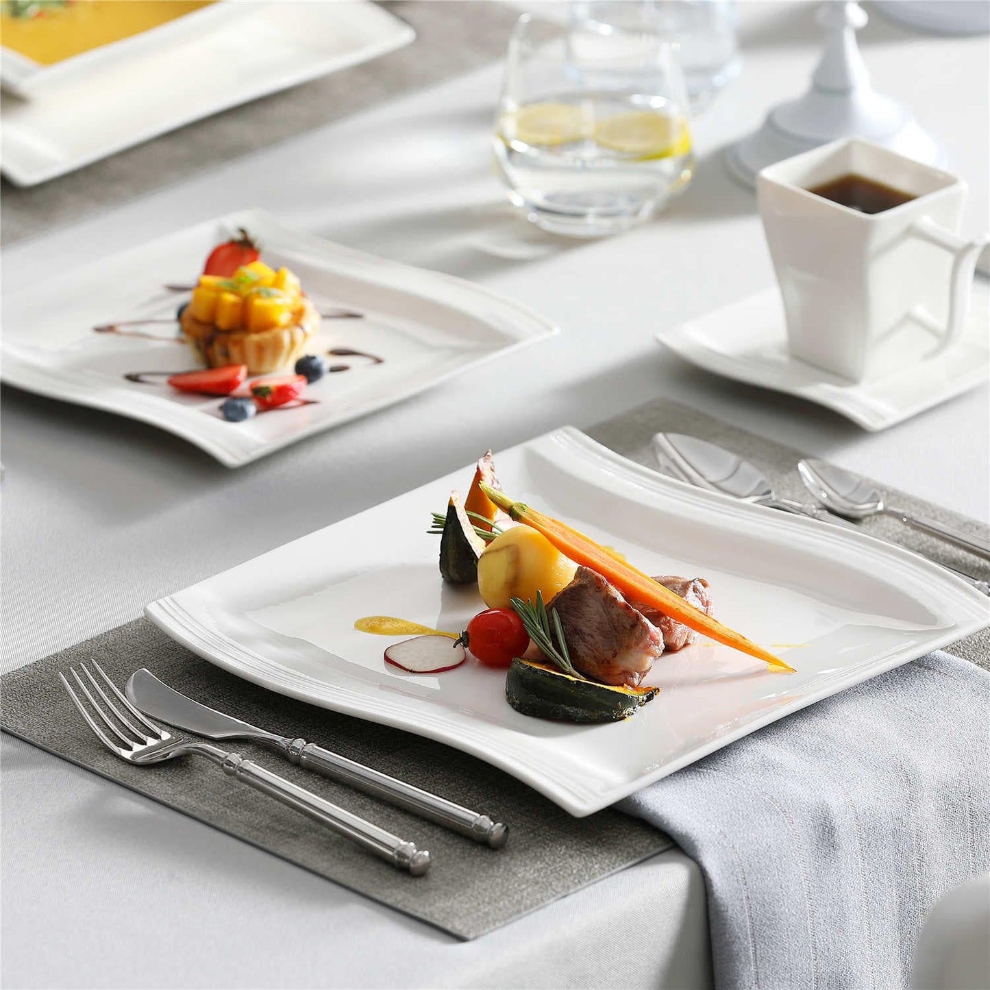 Classy 30 Piece Dinnerware Set