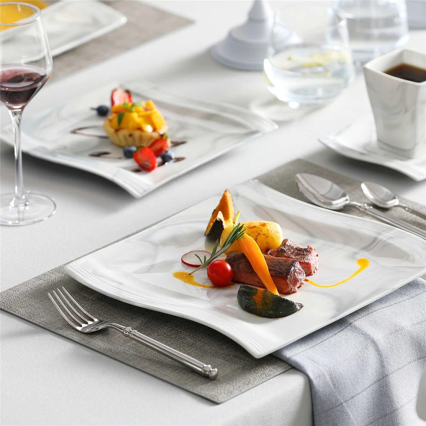Classy 30 Piece Dinnerware Set