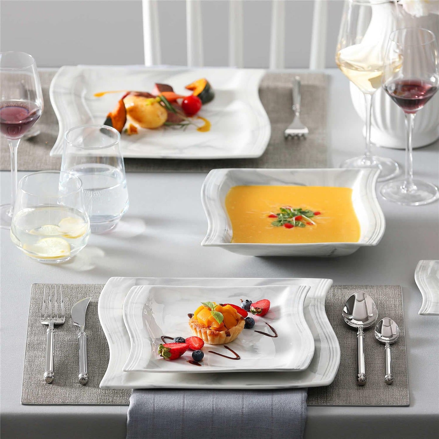 Classy 30 Piece Dinnerware Set