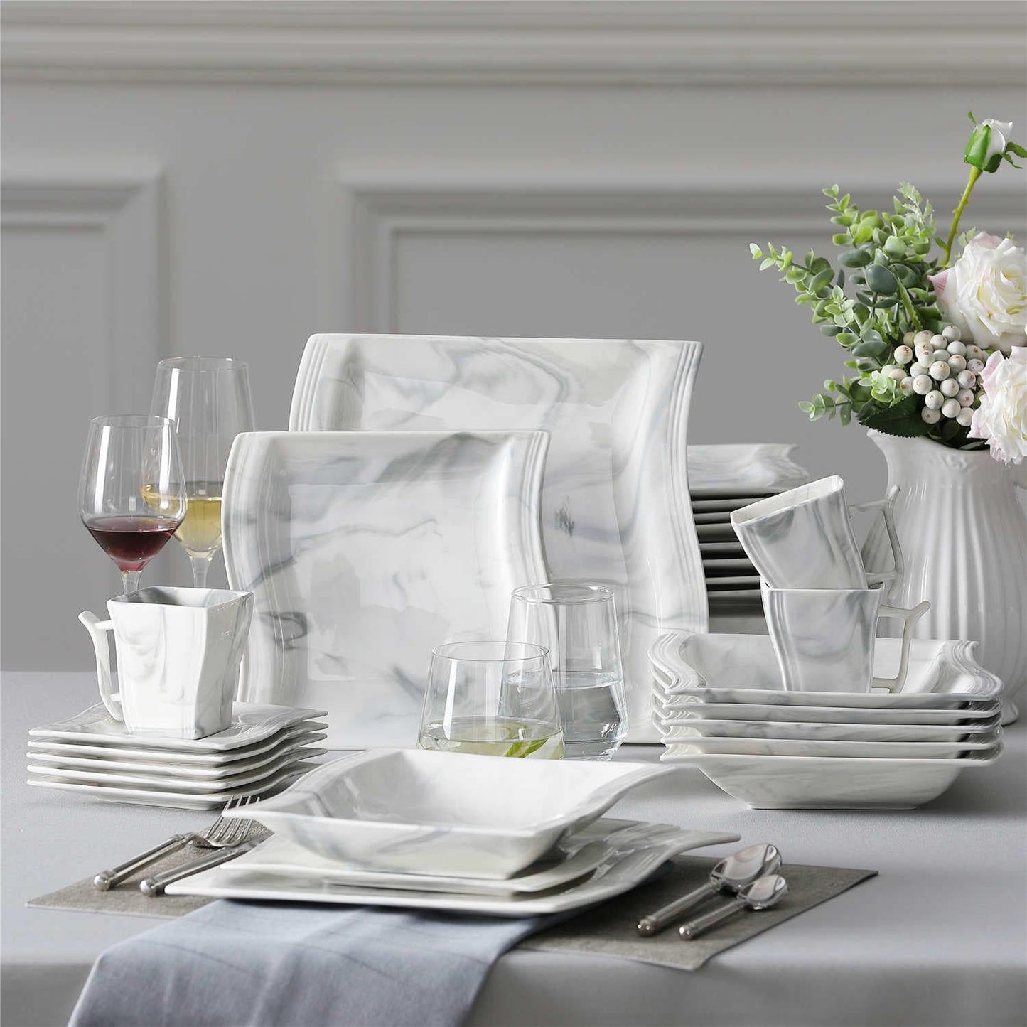 Classy 30 Piece Dinnerware Set