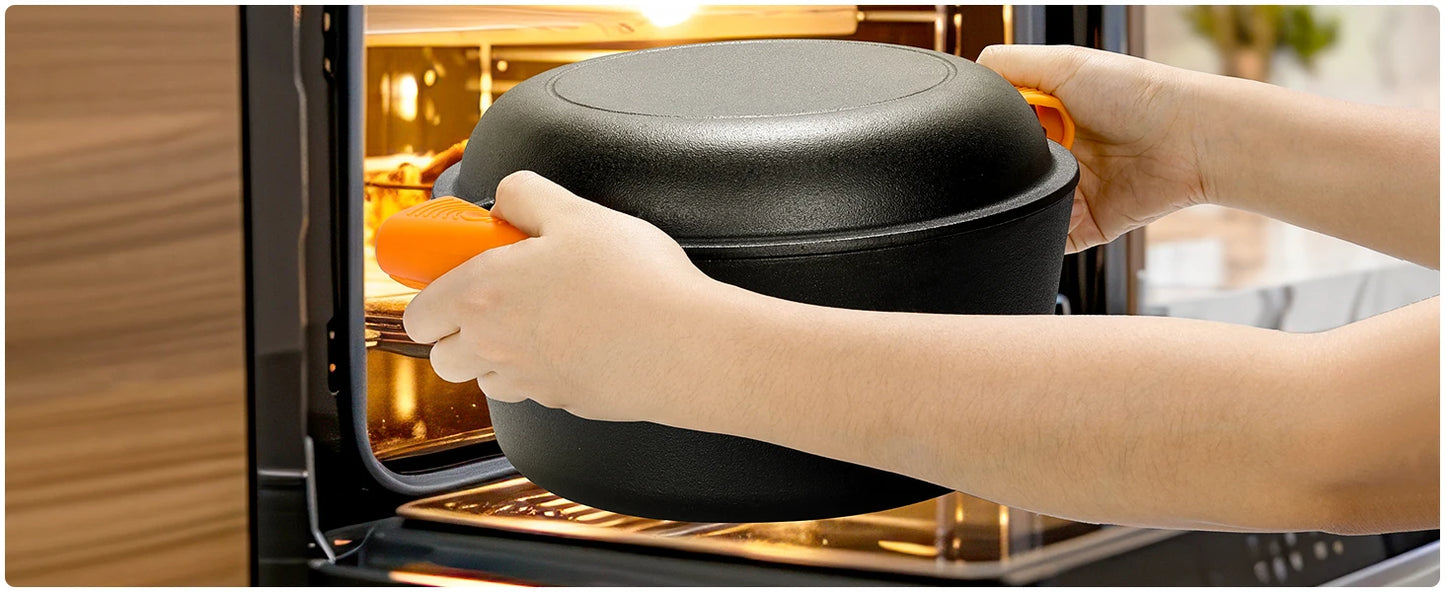 Vintage 2-in-1 Cast Iron Dutch Oven