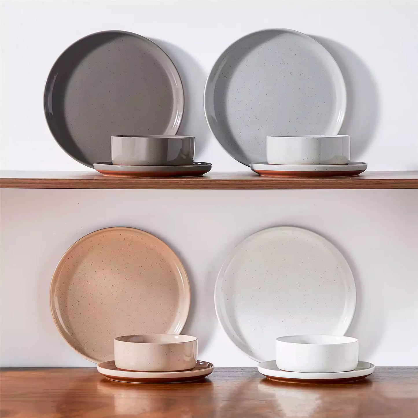 24 Piece Stoneware Dinnerware Set for 8