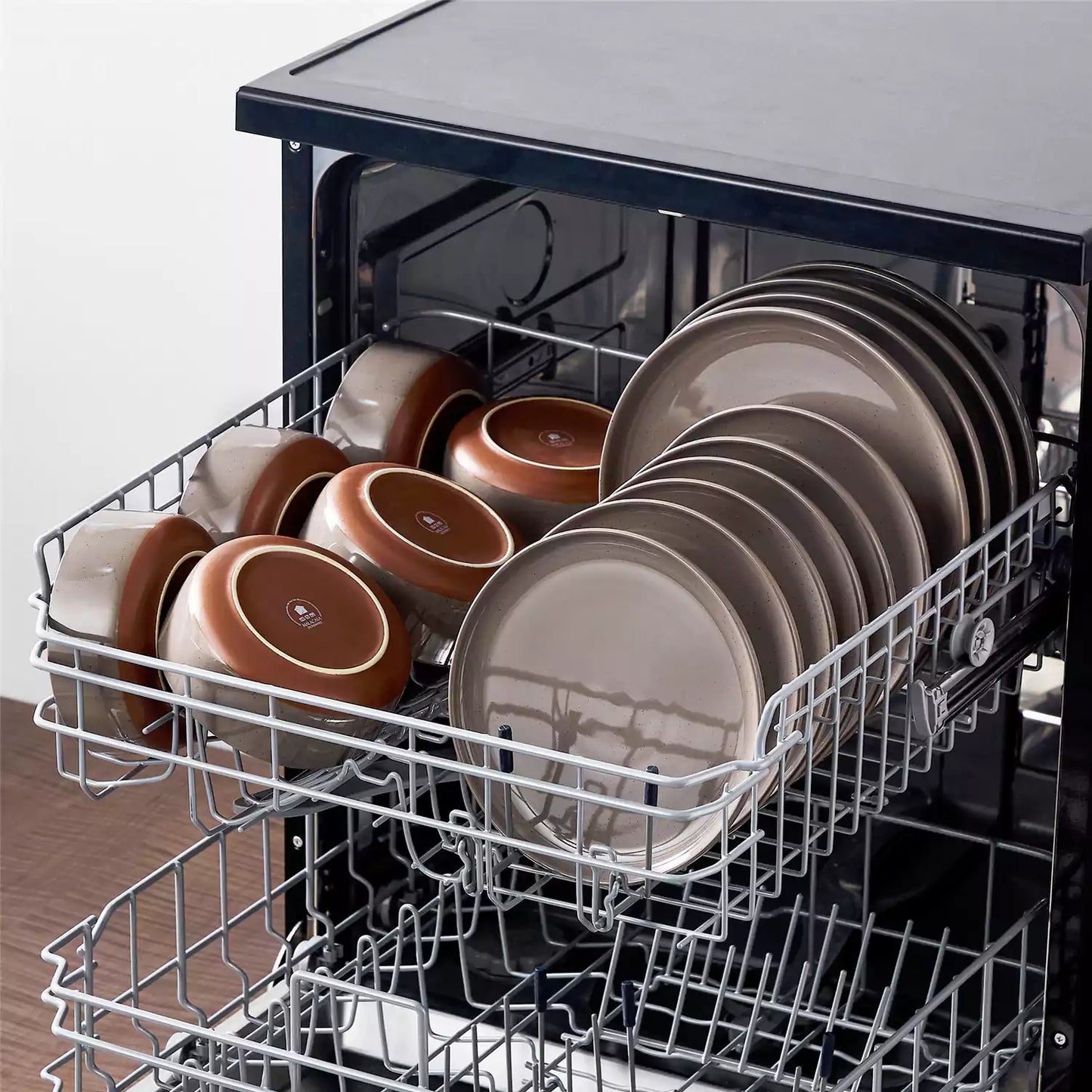 Farmhouse 18 Piece Stoneware Dinnerware Set, serves 6