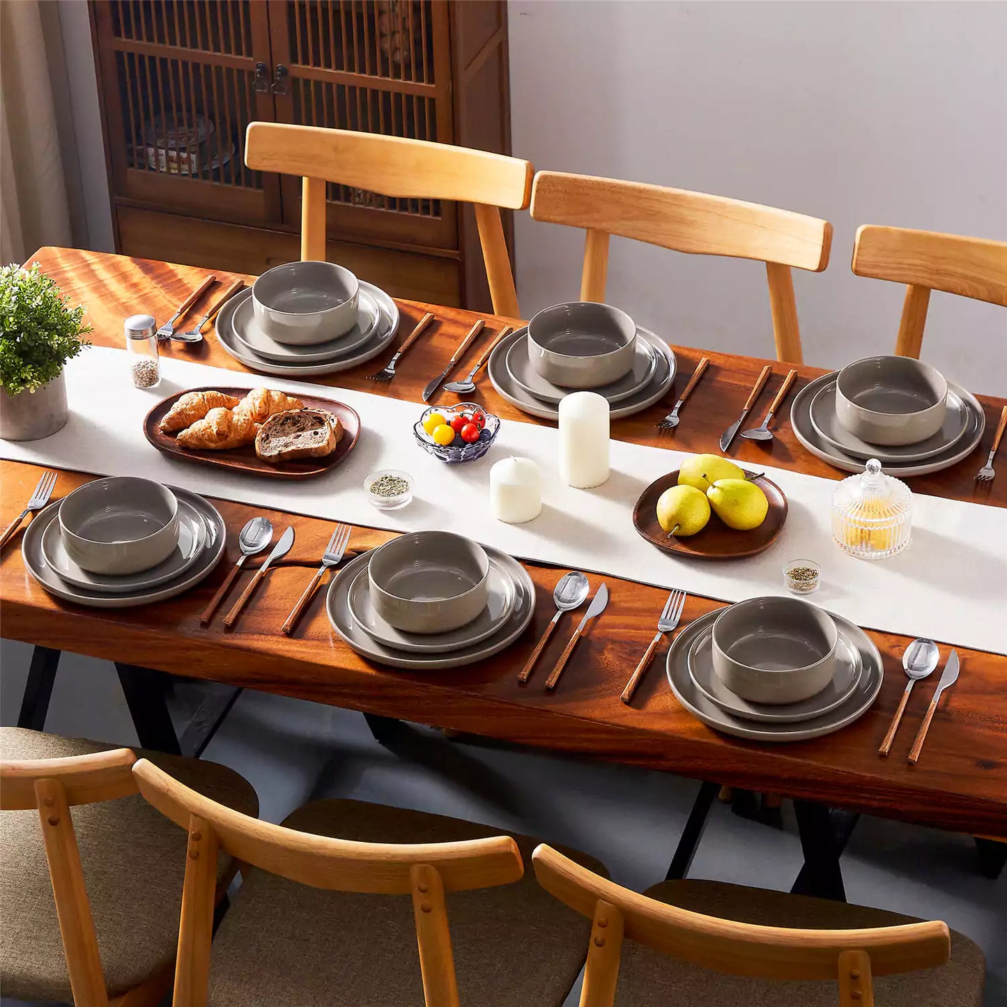 Farmhouse 18 Piece Stoneware Dinnerware Set, serves 6