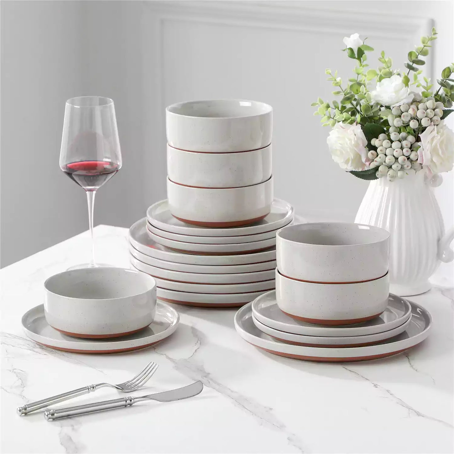 Chic Stoneware 18 Piece Dinnerware Set