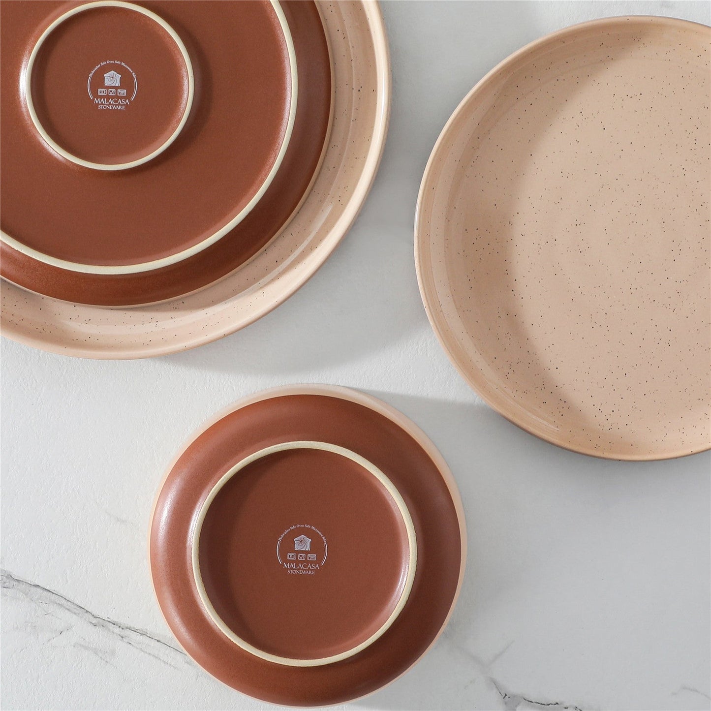 Chic Stoneware 18 Piece Dinnerware Set