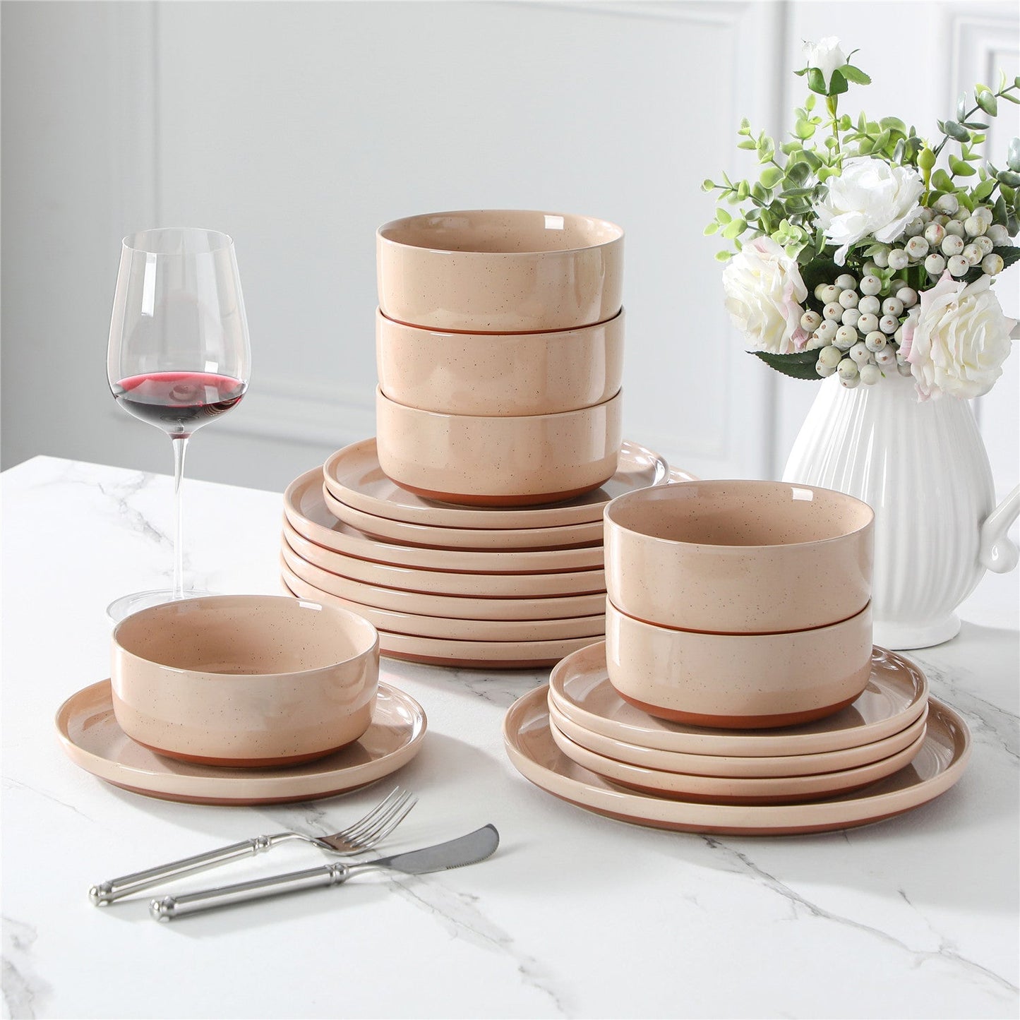 Chic Stoneware 18 Piece Dinnerware Set