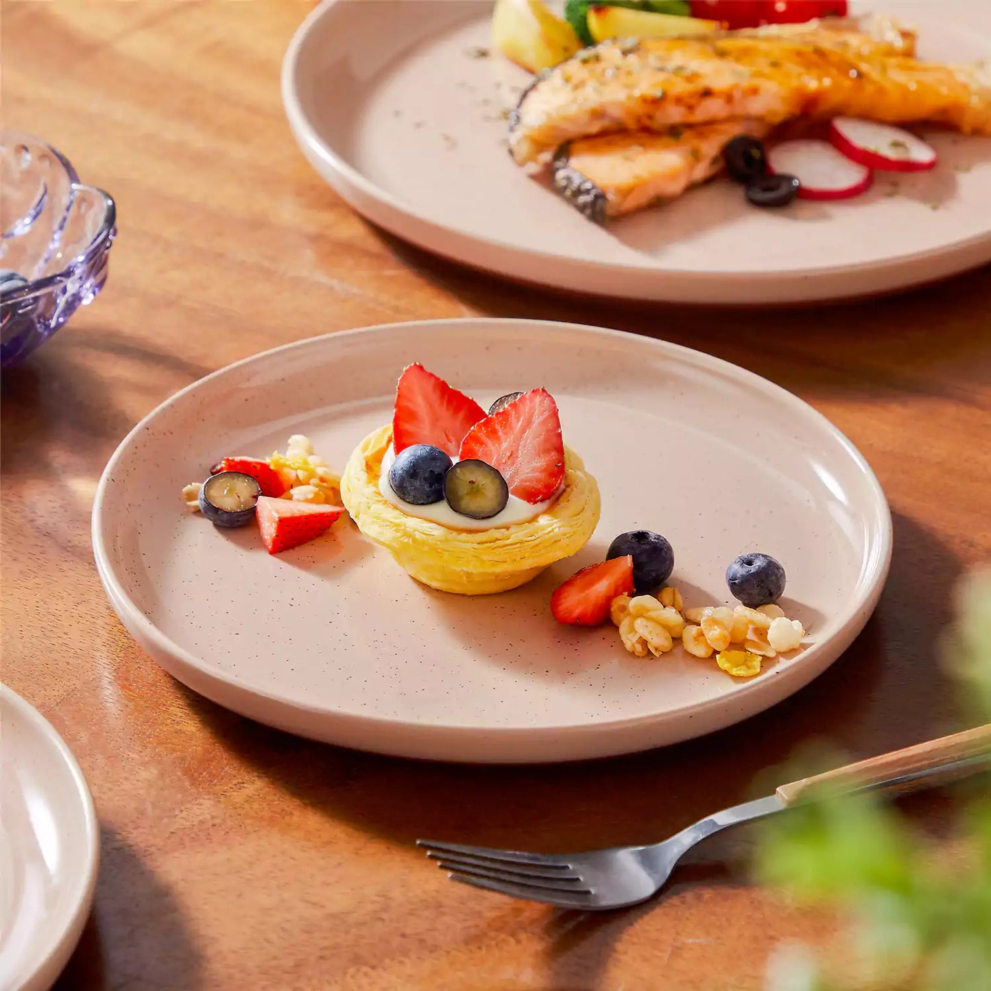 Farmhouse 18 Piece Stoneware Dinnerware Set, serves 6