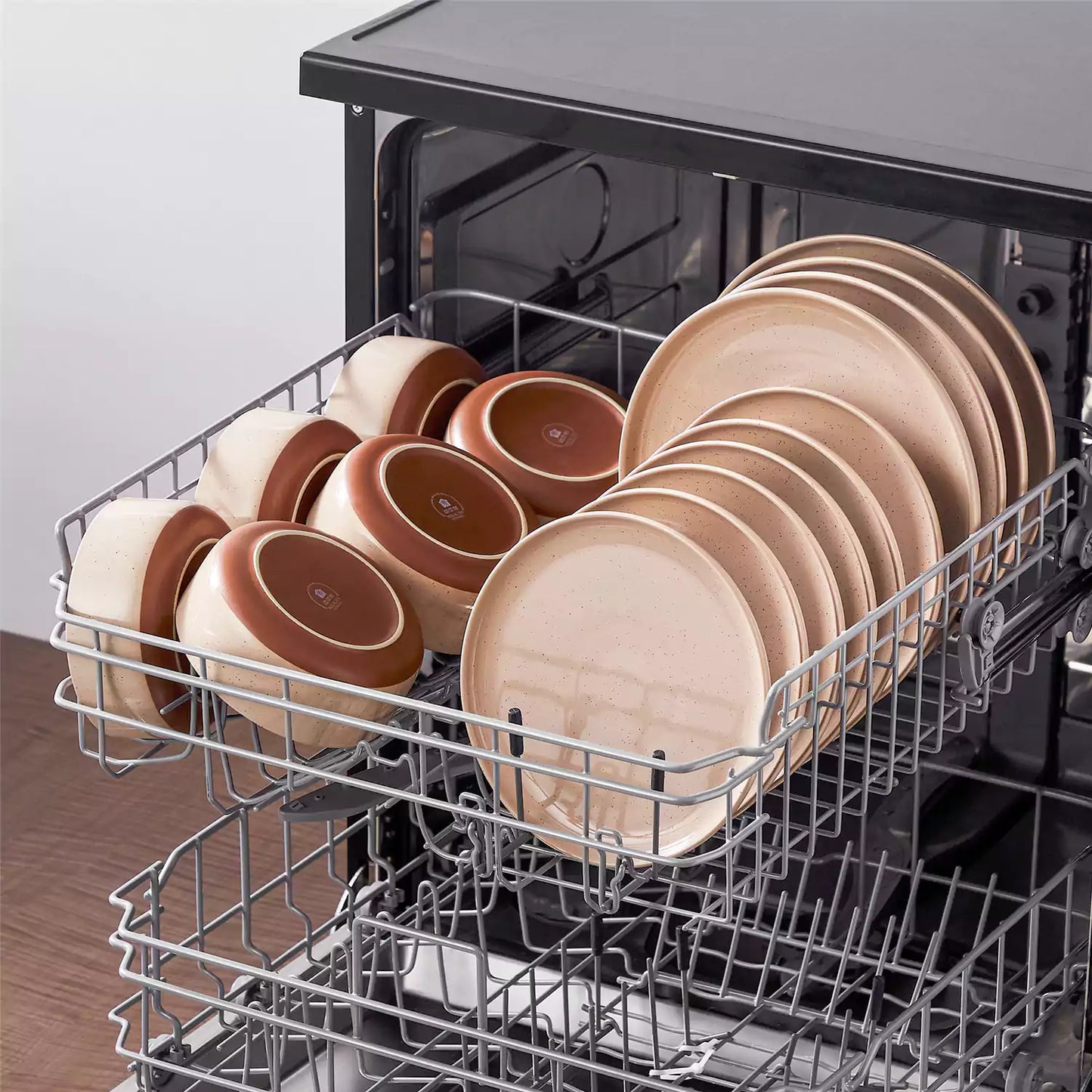 Farmhouse 18 Piece Stoneware Dinnerware Set, serves 6
