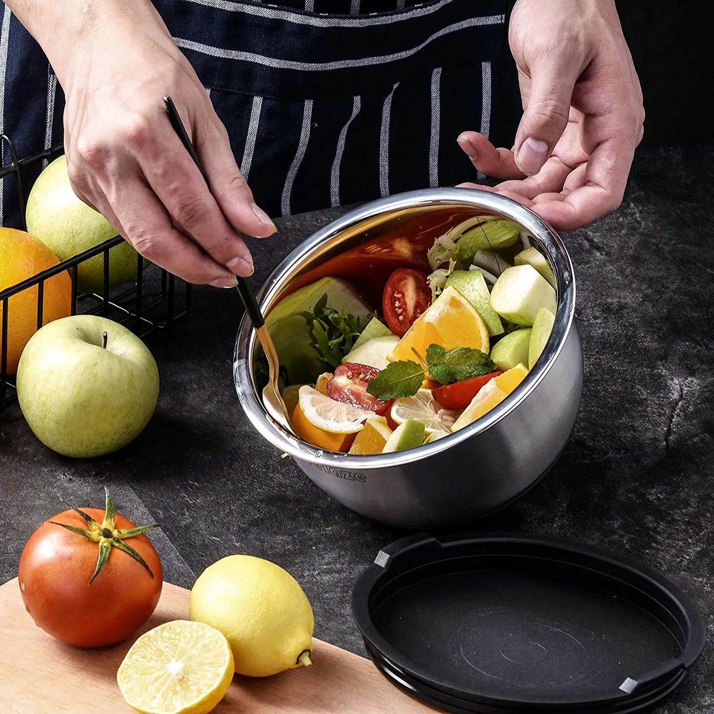 Stainless Steel Non-Slip Mixing Bowl Set of 5 with Grater and Lids