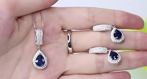 Stunning Vintage Blue Sapphire Gemstone Jewelry Set in 925 Sterling